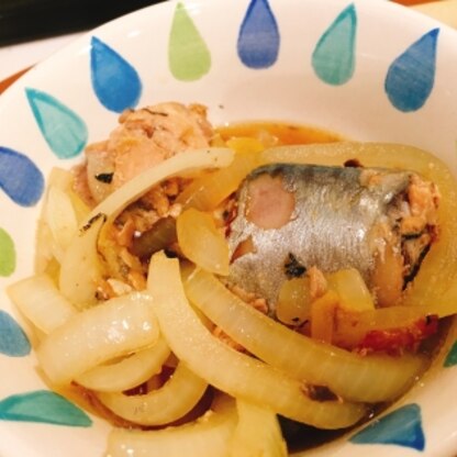 簡単ですぐできました、が…
冷蔵庫開けたら味噌を切らしていたので麺つゆで作りました。
今度は味噌で作ります。